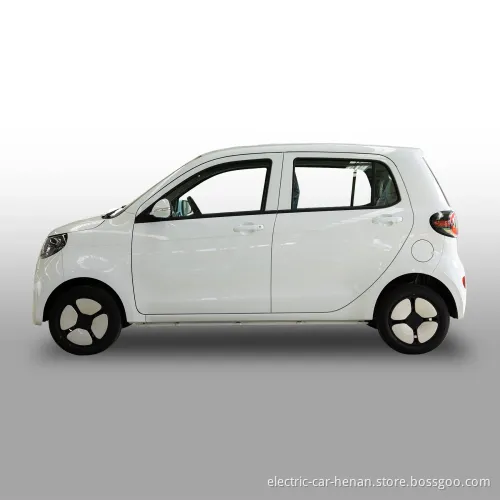 Classic Color Family EV Car 4 Seats Electric Car